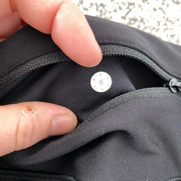 🍁50% Off Sale 🍁 Lululemon Tight Stuff Crop - Picture 10 of 12